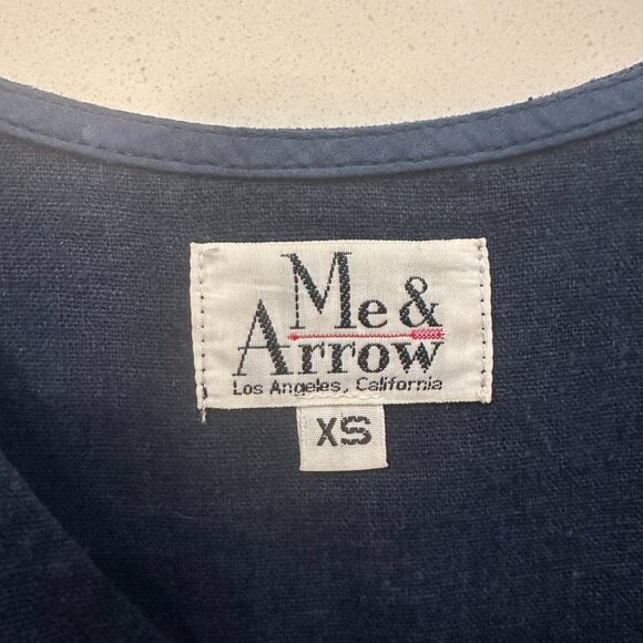 Me & Arrow Crop Tank Vest in Navy Linen - Picture 3 of 3